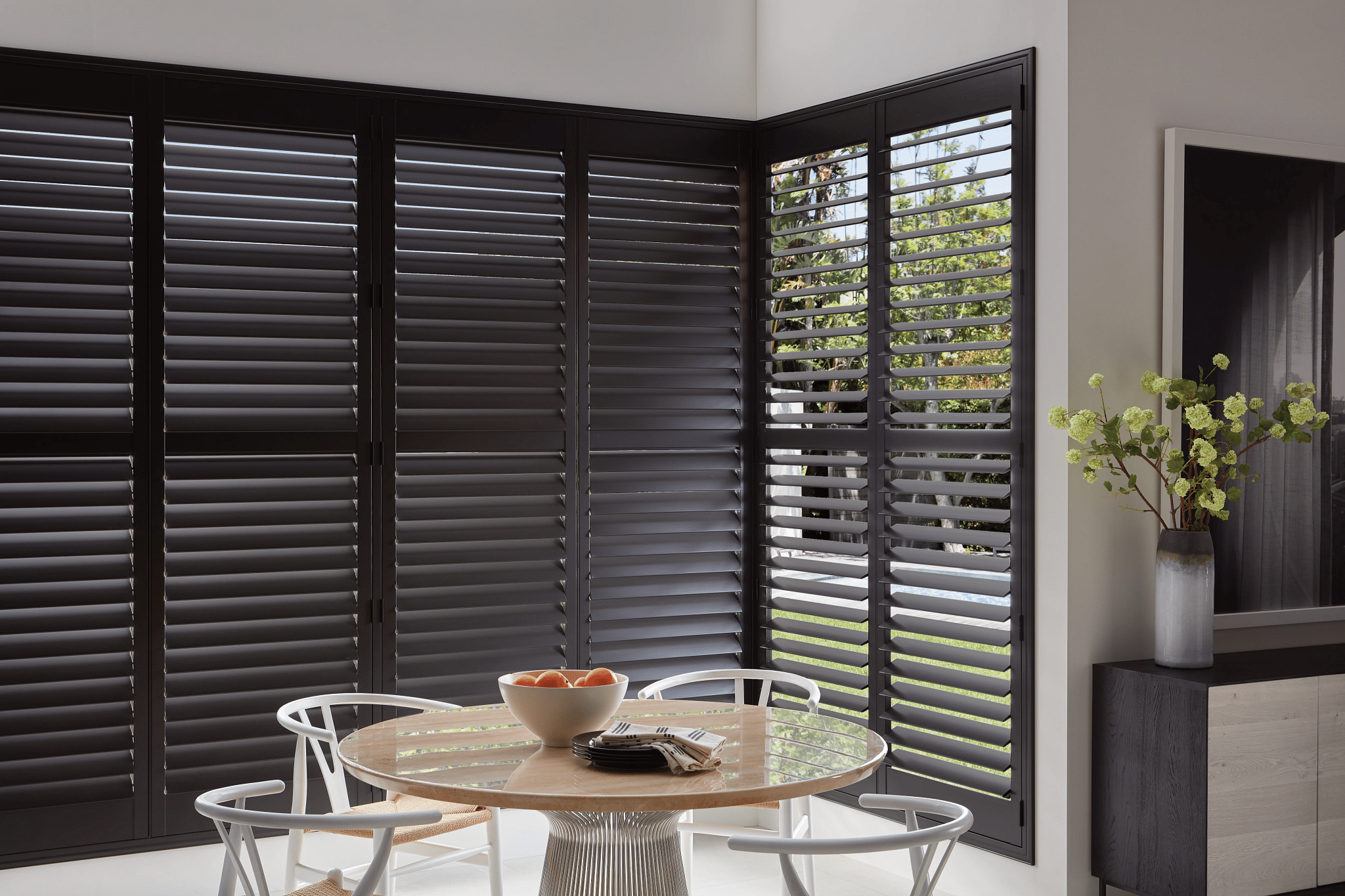 2021 HER Bi Fold Track Kitchen Corner